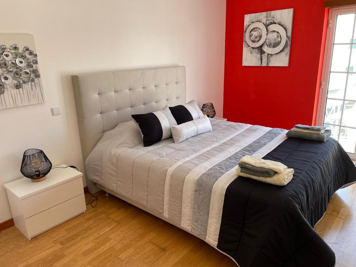 Peixinho Magnifique Appartement Marinha Grande Bagian luar foto